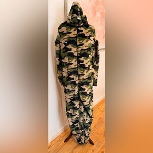 Camouflage Hooded Men's Onesie Size Small